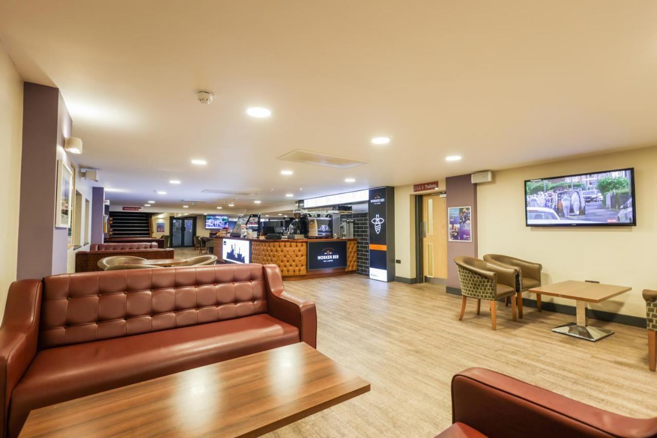 The Waterside Hotel And Leisure Club Манчестер Екстер'єр фото